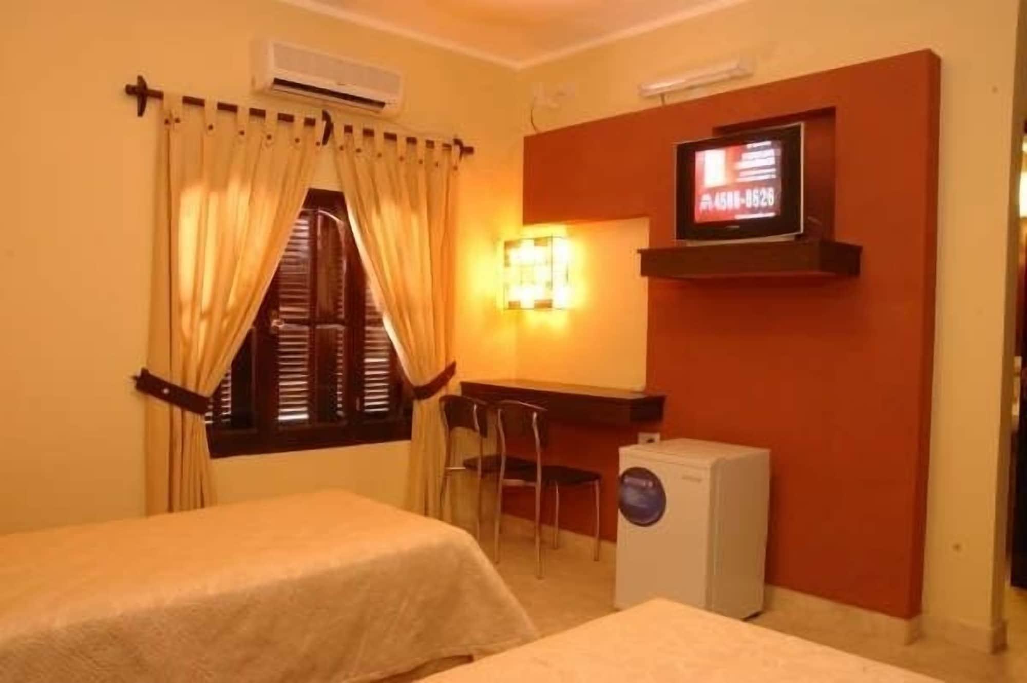 Hotel Aybal Salta Bagian luar foto