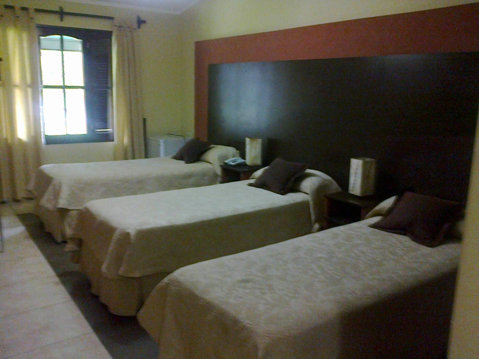 Hotel Aybal Salta Bagian luar foto