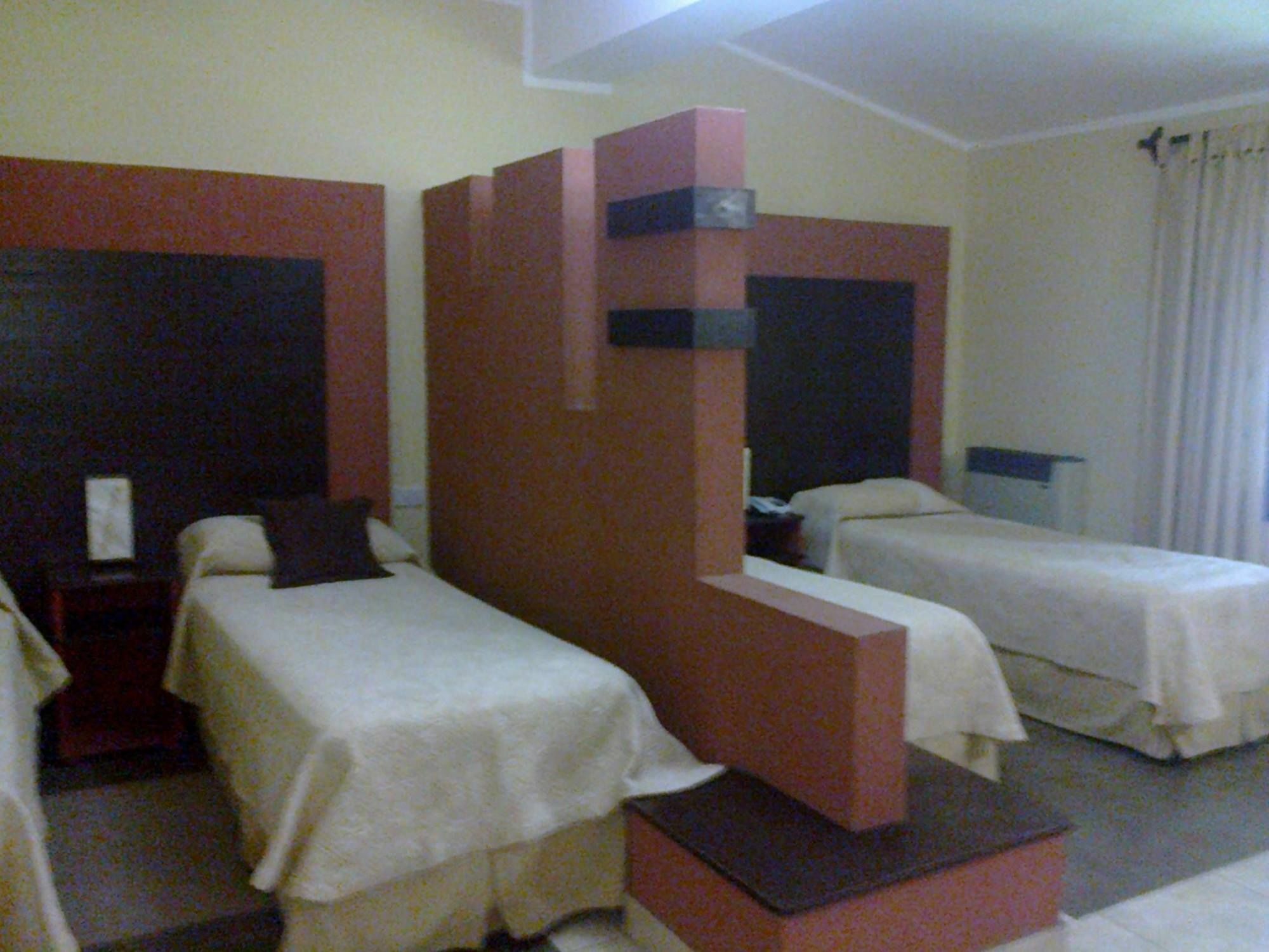 Hotel Aybal Salta Bagian luar foto